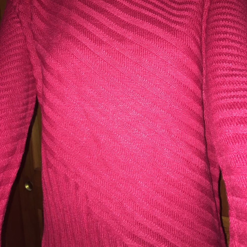 Renuar Red Crew Neck Sweater - Picture 12 of 16